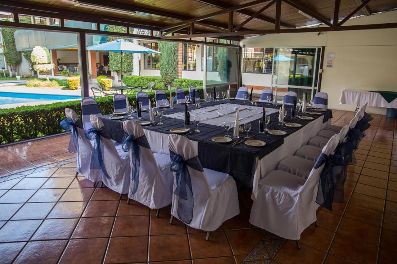 Hotel&Suites Villa del Sol Morelia Esterno foto