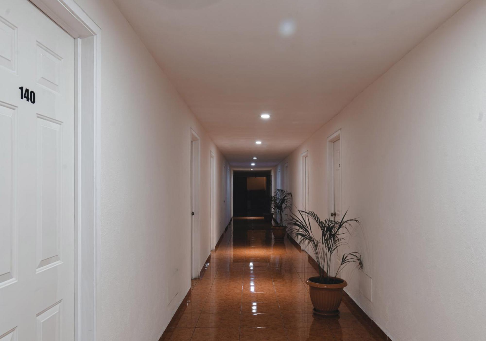 Hotel&Suites Villa del Sol Morelia Esterno foto